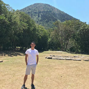 Meet your Posher, Julio